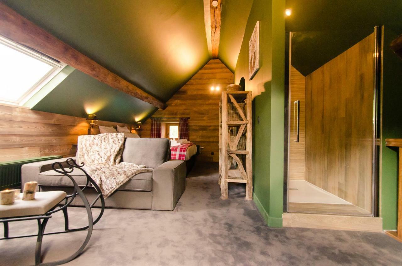 River Lodge Hotel Insolite Maredsous Eksteriør bilde