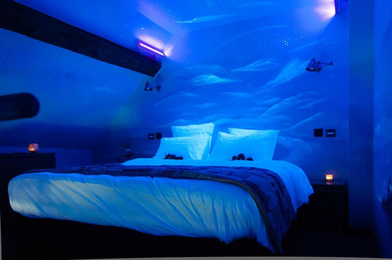 River Lodge Hotel Insolite Maredsous Eksteriør bilde