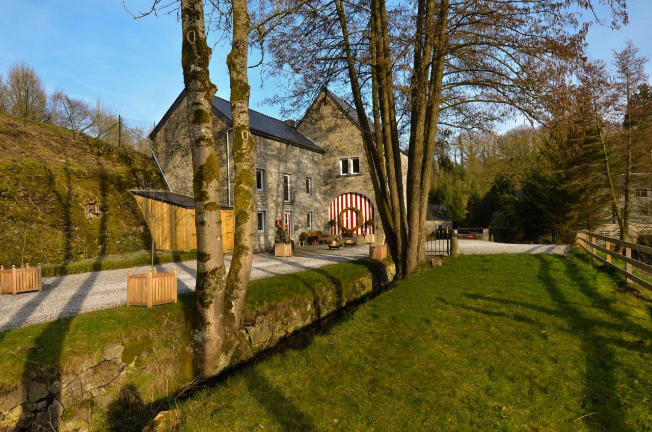 River Lodge Hotel Insolite Maredsous Eksteriør bilde